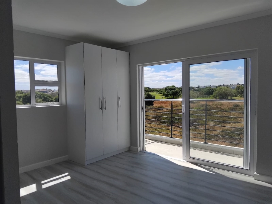 3 Bedroom Property for Sale in Country Club Western Cape